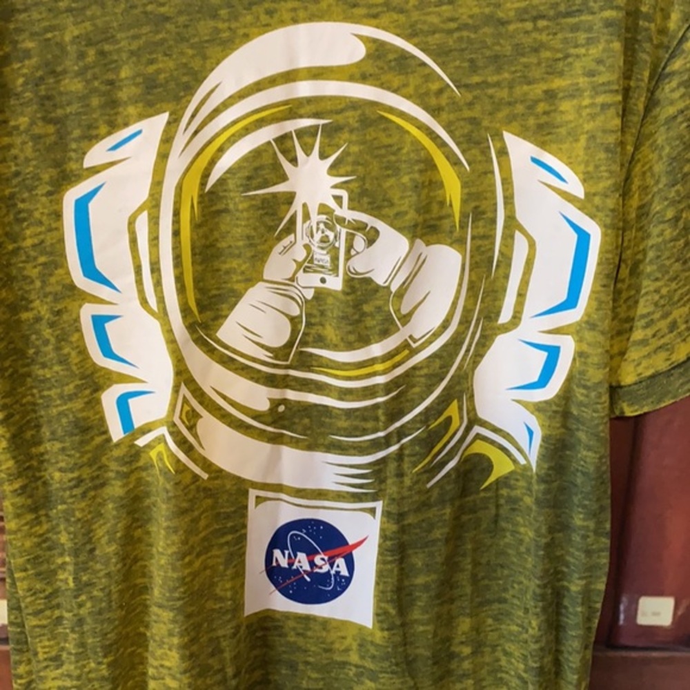 NASA astronaut selfie space dye green yellow lightweight T-shirt